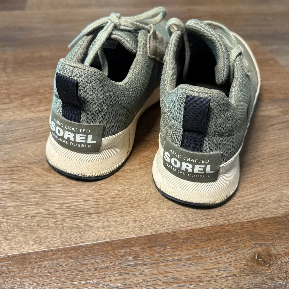Sorel Out N About III Low 2019631-397 Sneakers Womens 9.5 Green Waterproof Shoes